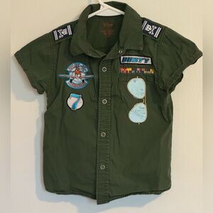 Disney Store Dusty (from Cars movie) shirt size 2T / 3T